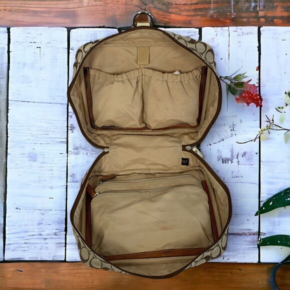 COACH Signature Cosmetics Toiletries Travel Bag Brown & Khaki Canvas & Leather - Picture 7 of 13